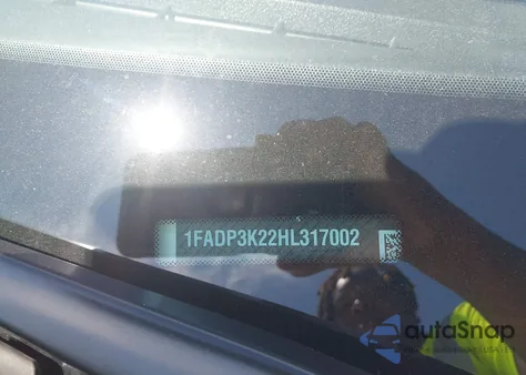 2017 Ford Focus Se from USA, damaged, VIN 1FADP3K22HL317002